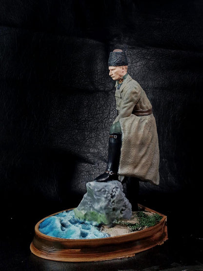 1922 - Bölüm II Mustafa Kemal Atatürk Diorama/Figür 30 CM