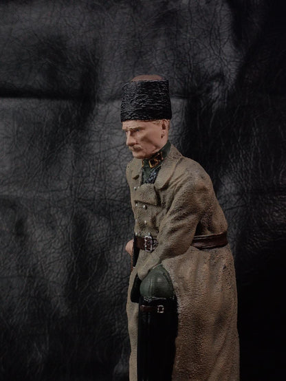 1922 - Bölüm II Mustafa Kemal Atatürk Diorama/Figür 30 CM